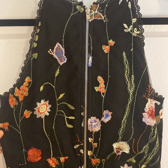 *BRAND NEW* Gorgeous “Soprano” midi dress. SIZE SMALL - Picture 5 of 6